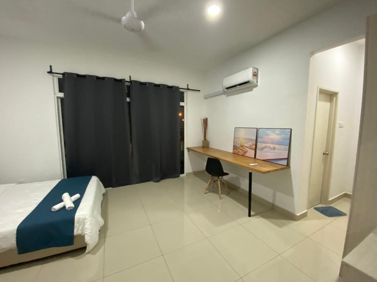 Desaru Happy Guest House D Dış mekan fotoğraf